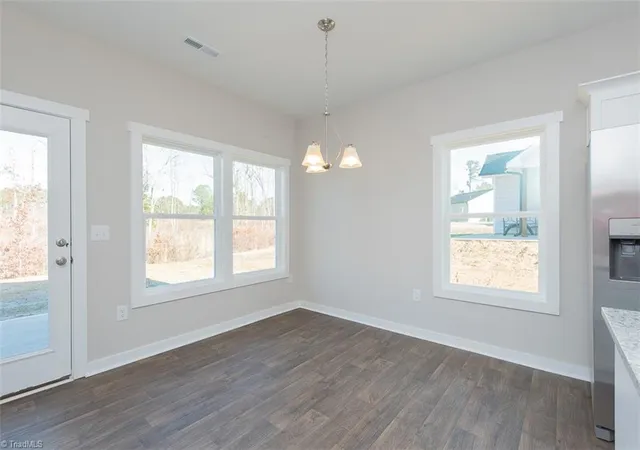 Photo 3 of Single family home for sale at 1061 Pinnix Loop, Burlington, NC 27217 | MLS# 1229544 | Listing updated on 2026-07-30