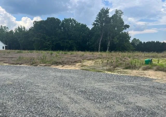 2nd image of 225 Hidden Acres Dr, Thomasville, NC 27360 | MLS# 1193469
