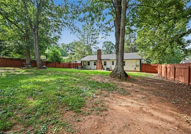 Homes for sale in King, NC | 314 Mountainbrook Dr, King, NC 27021 | MLS# 1223759