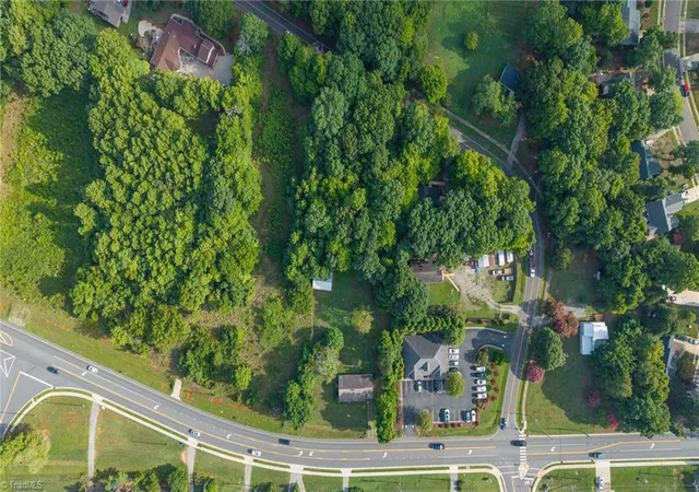19th image of 1202 Fifth St, Mebane, NC 27302 | MLS# 1227836