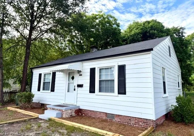 Homes for sale in Burlington, NC | 1107 Alden St, Burlington, NC 27217 | MLS# 1222802