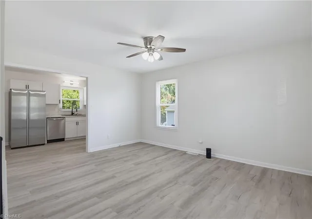 5th image of 1615 Upland Dr, Greensboro, NC 27405 | MLS# 1226656