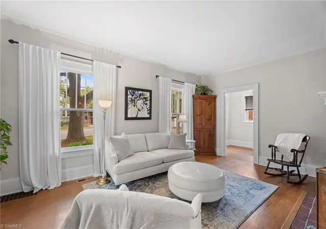 Photo 4 of Sale Pending at 800 Miller St, Winston Salem, NC 27103 | MLS# 1222129 | Listing updated on 2026-10-07