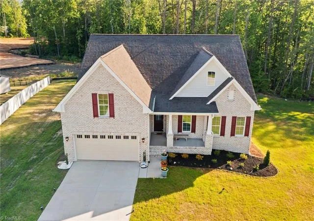 2nd image of 293 Vine Ridge Dr, Winston Salem, NC 27127 | MLS# 1221981