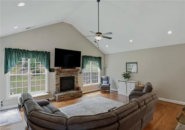 Photo 4 of Single family home for sale at 6171 Olde Flds Way, Pfafftown, NC 27040 | MLS# 1228543 | Listing updated on 2026-09-16