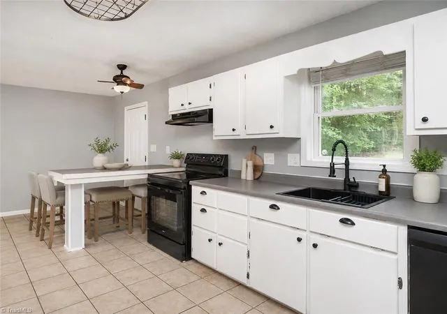 Photo 3 of Single family home for sale at 948 W Greensboro Chapel Hill Rd, Snow Camp, NC 27349 | MLS# 1233383 | Listing updated on 2026-09-30