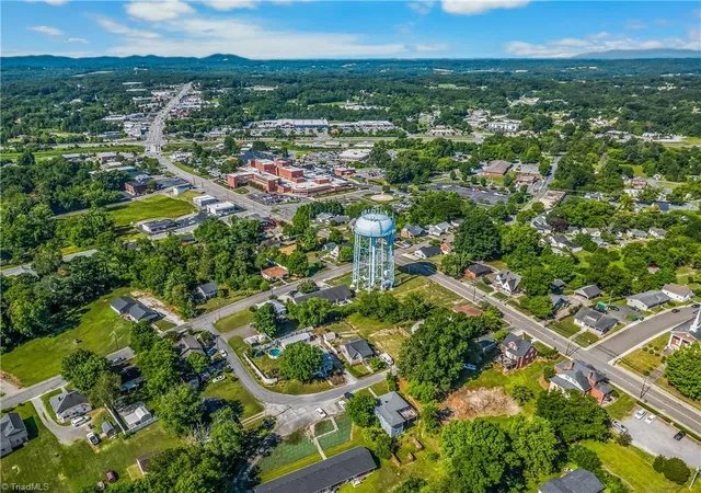 30th image of 722 Maiden Ln, Mount Airy, NC 27030 | MLS# 1222338
