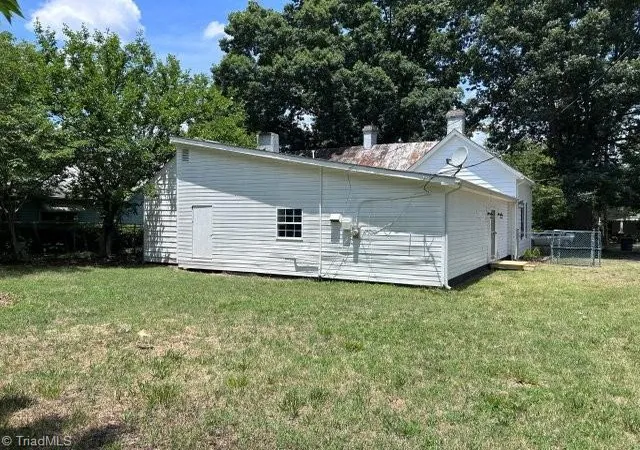 Homes for sale in Reidsville, NC | 603 Thomas St, Reidsville, NC 27320 | MLS# 1225150