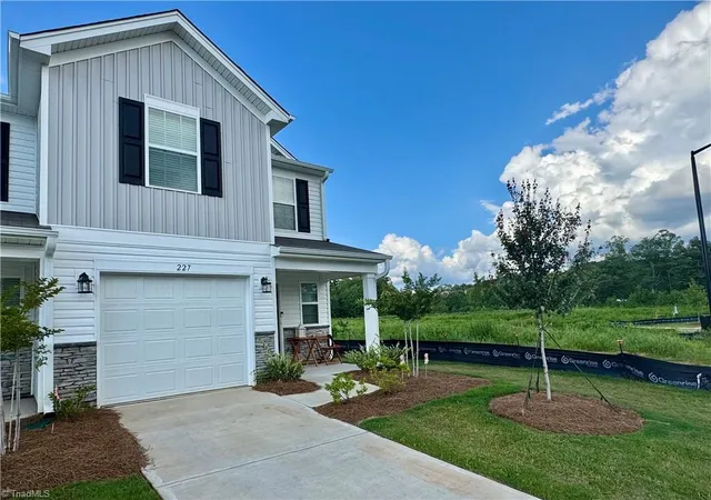 4th image of 227 Plumtree Ct, King, NC 27021 | MLS# 1230543