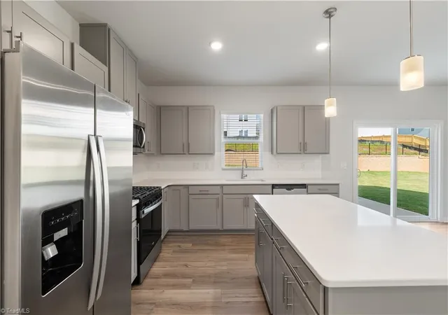 Photo 4 of Single family home for sale at 408 Chesney Pl, Thomasville, NC 27360 | MLS# 1229171 | Listing updated on 2026-08-10