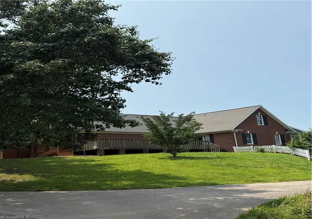 Photo 2 of Single family home for sale at 591 Fox Rd, Wilkesboro, NC 28697 | MLS# 1204404 | Listing updated on 2026-07-31