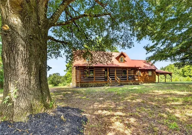 Photo 2 of Sale Pending at 4269 Bright Star Ln, Asheboro, NC 27205 | MLS# 1233098 | Listing updated on 2026-09-02