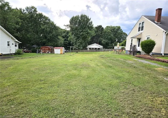 3rd image of 3908 Leo St, Winston Salem, NC 27105 | MLS# 1188292