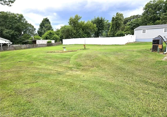 5th image of 3908 Leo St, Winston Salem, NC 27105 | MLS# 1188292