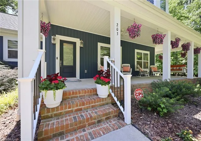 Homes for sale in Lexington, NC | 203 Spinnaker Ct, Lexington, NC 27292 | MLS# 1220527