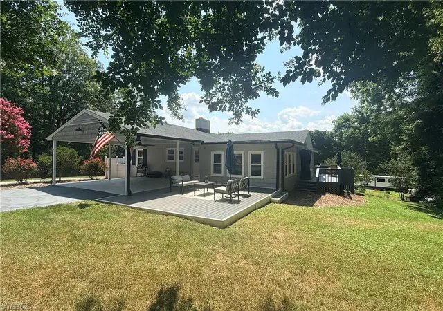Homes for sale in Wilkesboro, NC | 555 Shady Ln, Wilkesboro, NC 28697 | MLS# 1226970