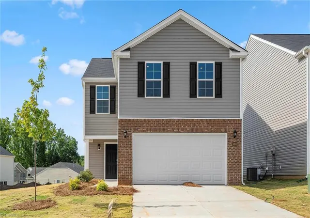 1st image of 624 Beechwood Cir, Thomasville, NC 27360 | MLS# 1230047