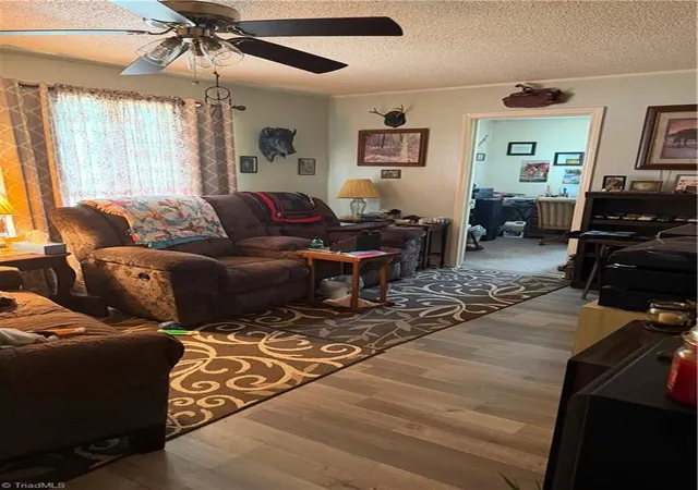 2nd image of 432 Friddle Dr, High Point, NC 27260 | MLS# 1219305