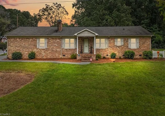 Homes for sale in Asheboro, NC | 799 William Ave, Asheboro, NC 27203 | MLS# 1206903