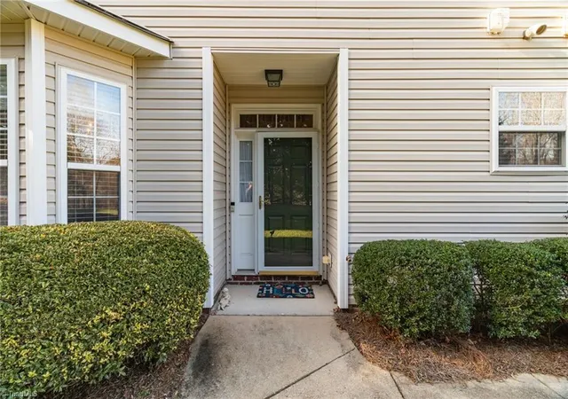 Photo 4 of Single Family Residence at 232 Channel Cvs Ct, Jamestown, NC 27282 | MLS# 1203624 |  | Sold on 2026-01-13