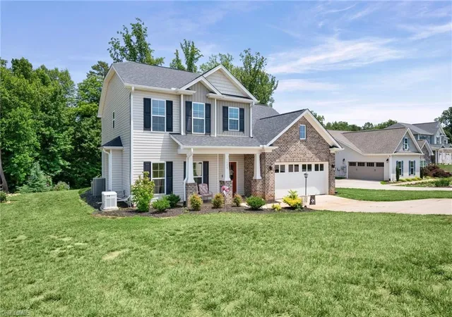 3rd image of 1523 Chickasha Dr, Pfafftown, NC 27040 | MLS# 1225909