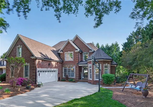 2nd image of 2304 Faircloth Wy, High Point, NC 27265 | MLS# 1215801
