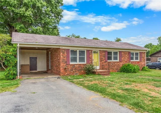 3rd image of 2380 W Us Hwy 64, Mocksville, NC 27028 | MLS# 1225084
