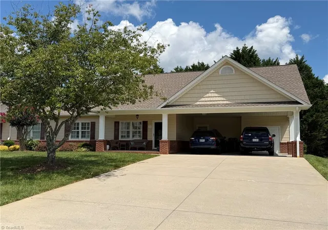 2nd image of 164 Brook Hill Ct, Elkin, NC 28621 | MLS# 1230380