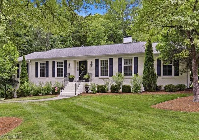 1st image of 370 Staffordshire Rd, Winston Salem, NC 27104 | MLS# 1226372