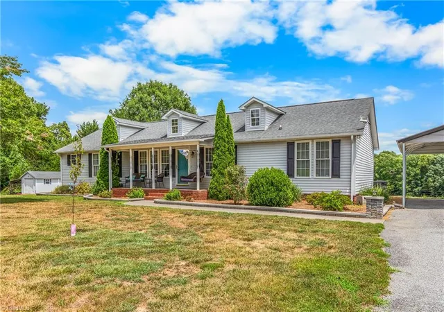 Photo 4 of Sale Pending at 3868 Running Cedar Ln, Hamptonville, NC 27020 | MLS# 1228950 | Listing updated on 2026-10-01