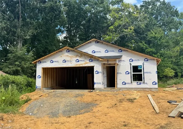2nd image of 344 Poppy Ct, Eden, NC 27288 | MLS# 1226699