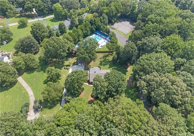 37th image of 4331 Woodbourne Dr, Clemmons, NC 27012 | MLS# 1232916