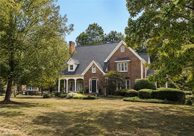 Photo 1 of Single family home for sale at 4606 Hartsford Dr, Greensboro, NC 27406 | MLS# 1228725 | Listing updated on 2026-10-06
