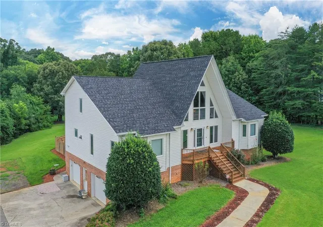 Photo 3 of Sale Pending at 6355 Styers Fry Rd, Clemmons, NC 27012 | MLS# 1230712 | Listing updated on 2026-08-29