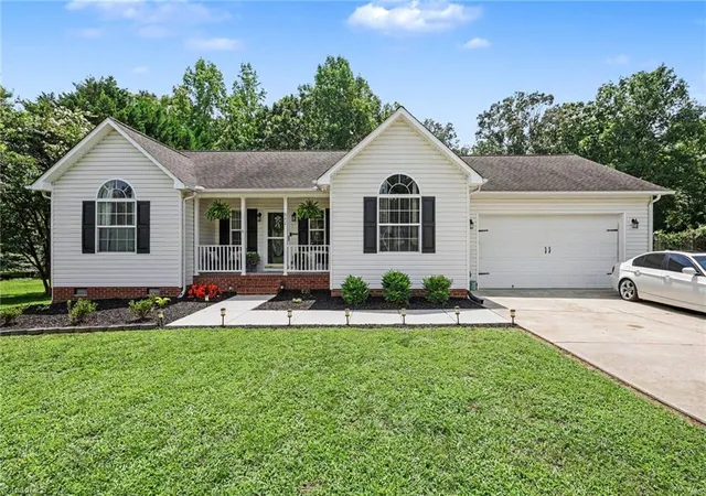 Photo 3 of Sale Pending at 842 Charter Oaks Dr, Randleman, NC 27317 | MLS# 1229650 | Listing updated on 2026-09-08