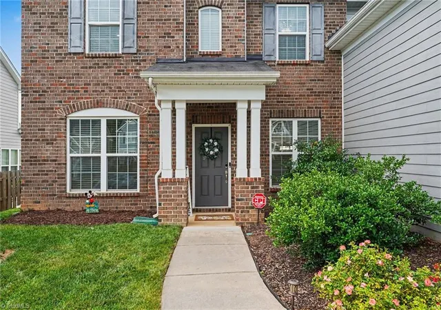 Photo 3 of Single family home for sale at 6017 Stone Valley Way, Greensboro, NC 27455 | MLS# 1231001 | Listing updated on 2026-10-05