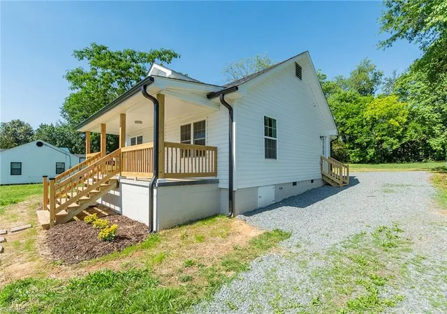 Homes for sale in Reidsville, NC | 710 Dalton St, Reidsville, NC 27320 | MLS# 1222282