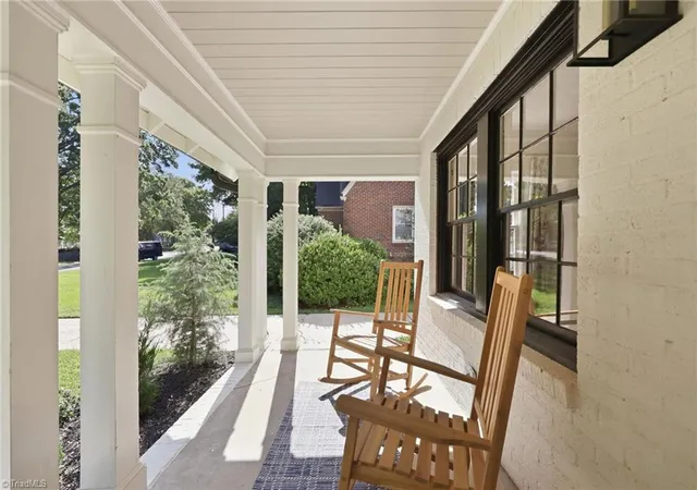 Photo 4 of Single family home for sale at 813 Arbordale Ave, High Point, NC 27262 | MLS# 1233034 | Listing updated on 2026-09-20