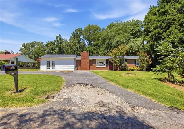 Photo 1 of Single family home for sale at 172 Chauncey Dr, Millers Creek, NC 28651 | MLS# 1229801 | Listing updated on 2026-08-03