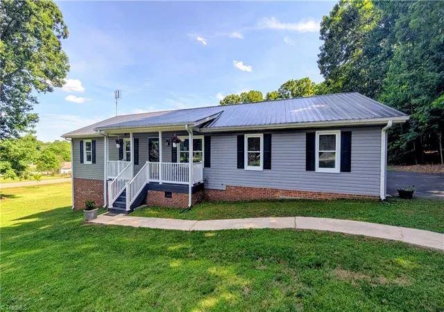 1st image of 2474 Woodridge Dr, Asheboro, NC 27205 | MLS# 1222611