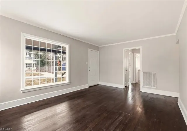 4th image of 829 W Terrell St, Greensboro, NC 27406 | MLS# 1211023
