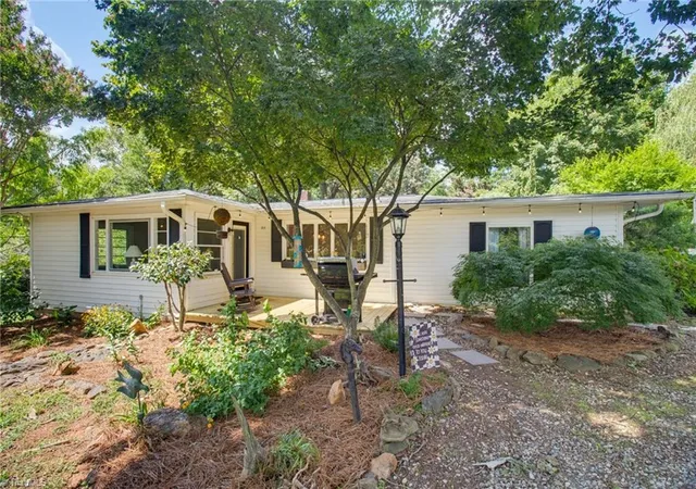 1st image of 144 Willamont St, Kernersville, NC 27284 | MLS# 1231758