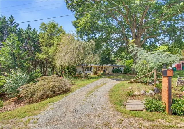 27th image of 144 Willamont St, Kernersville, NC 27284 | MLS# 1231758
