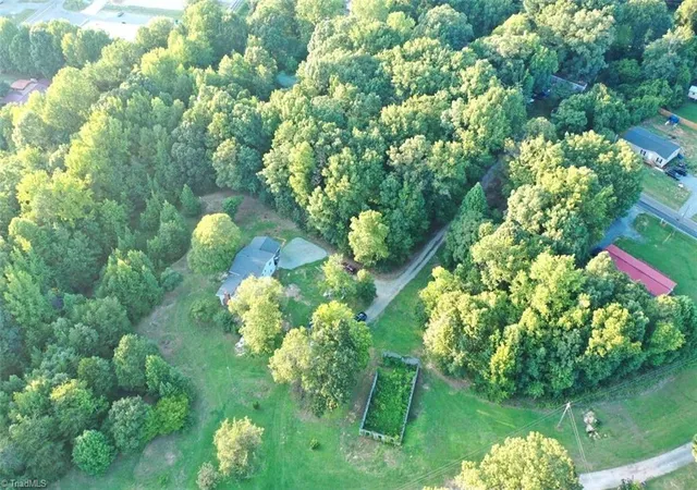 Photo 49 of Single family home for sale at 302 Wafford Rd, Lexington, NC 27292 | MLS# 1230131 | Listing updated on 2026-09-04