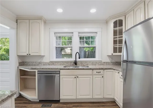 3rd image of 1500 Elwood Ave, Greensboro, NC 27403 | MLS# 1226785