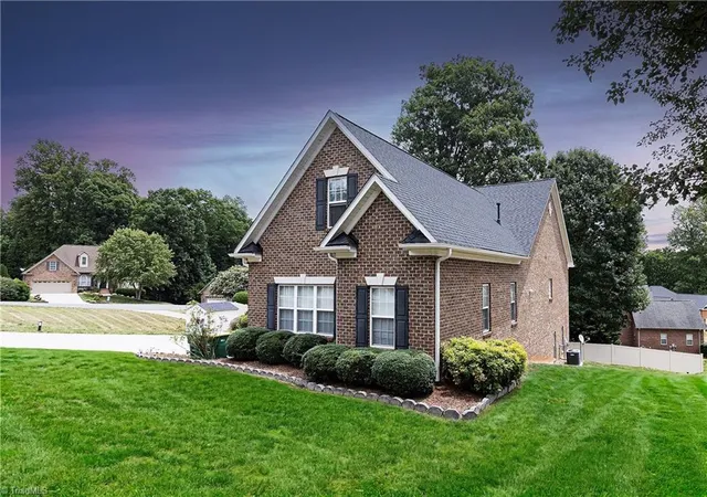 3rd image of 4730 Michaels Trl, Winston Salem, NC 27101 | MLS# 1225067