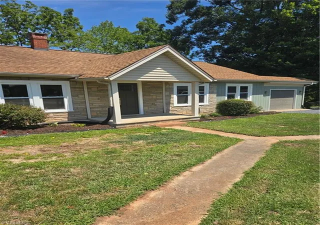 2nd image of 307 Old Liberty Rd, Asheboro, NC 27203 | MLS# 1226060