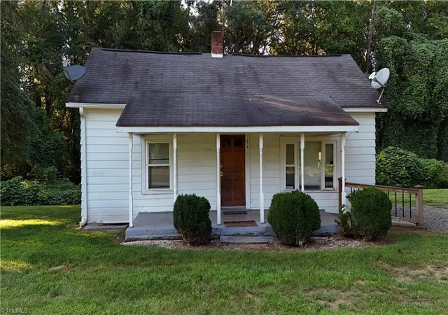 Single family home for sale at 1574 Carter St, Mount Airy, NC 27030 | MLS# 1233594