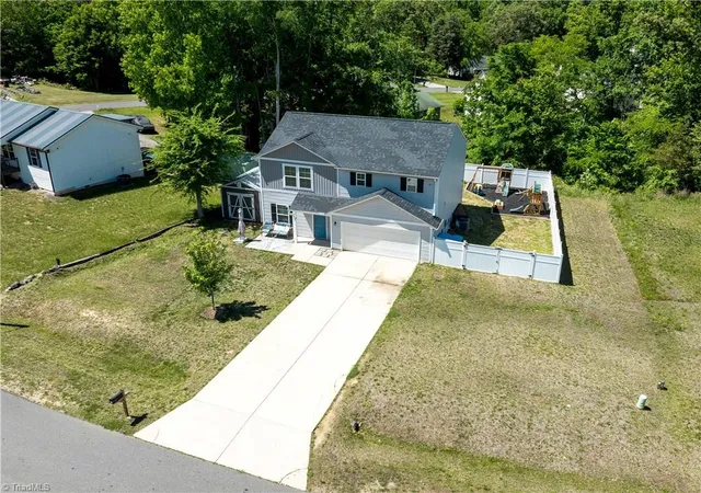 3rd image of 619 Whitney Rd, Mocksville, NC 27028 | MLS# 1219412