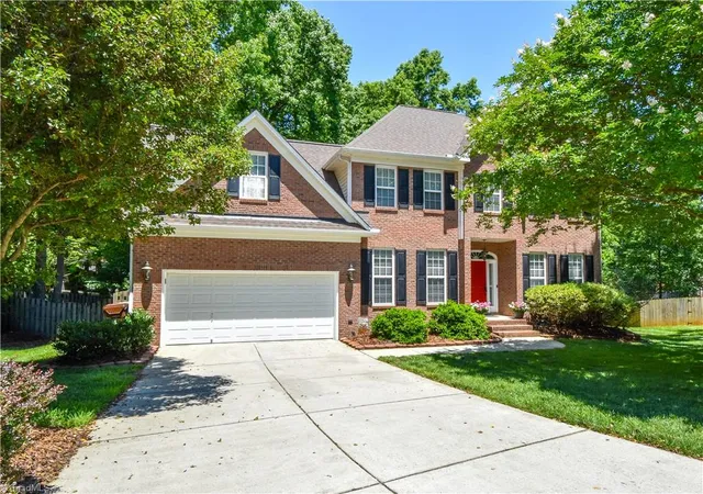 Photo 1 of Single family home for sale at 4017 Preswick Ct, High Point, NC 27265 | MLS# 1223793 | Listing updated on 2026-08-30